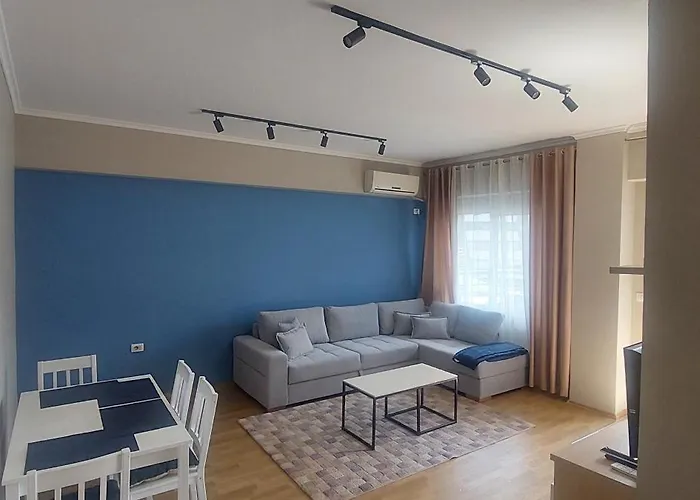 Lu-er Center * 地拉那